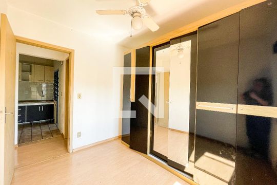 Quarto 1 de apartamento à venda com 2 quartos, 47m² em Rio dos Sinos, São Leopoldo