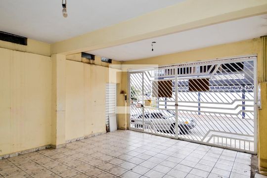 Garagem de casa à venda com 3 quartos, 250m² em Jardim Paulista, Guarulhos