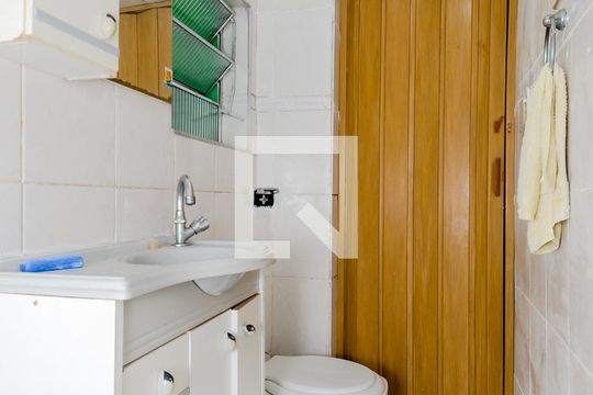 Banheiro da Suíte de casa à venda com 3 quartos, 250m² em Jardim Paulista, Guarulhos