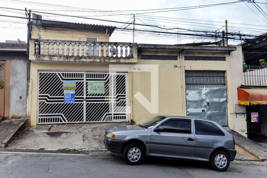Fachada de casa à venda com 3 quartos, 250m² em Jardim Paulista, Guarulhos