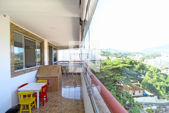 Varanda de apartamento para alugar com 4 quartos, 177m² em Freguesia (jacarepaguá), Rio de Janeiro