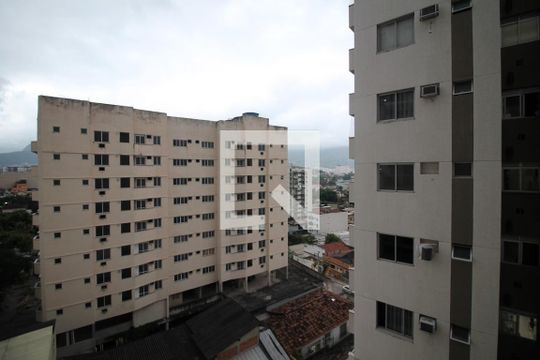 Vista de apartamento à venda com 2 quartos, 68m² em Todos Os Santos, Rio de Janeiro