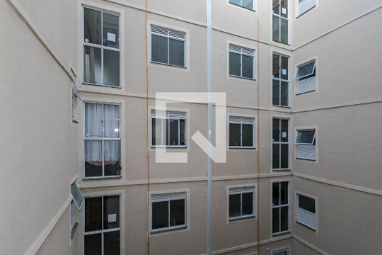 Vista - Sala de apartamento para alugar com 2 quartos, 40m² em Vila São Paulo, Mogi das Cruzes