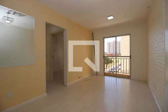 Sala de apartamento para alugar com 2 quartos, 48m² em Ceilândia Norte (ceilândia), Brasília