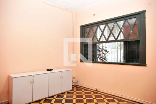 Sala 2 de casa para alugar com 4 quartos, 385m² em Petrópolis, Porto Alegre