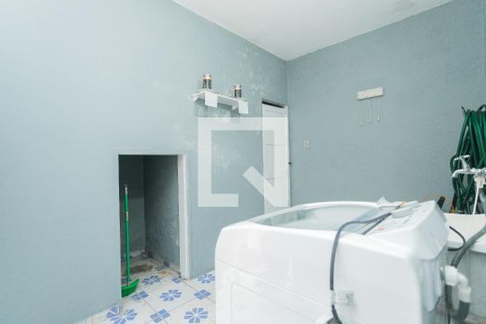 Área de Serviço de casa à venda com 2 quartos, 200m² em Jardim Humaitá, São Paulo