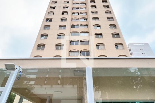 Fachada de apartamento à venda com 2 quartos, 77m² em Indianópolis, São Paulo
