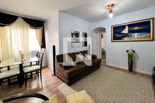 Sala  de apartamento para alugar com 2 quartos, 77m² em Indianópolis, São Paulo