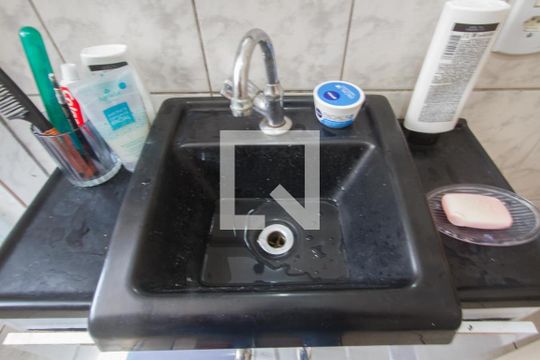 Pia de apartamento à venda com 2 quartos, 74m² em Jardim Novo Santo Amaro, São Paulo