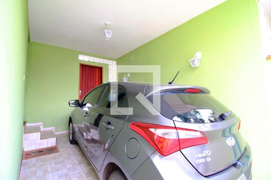 Garagem de casa à venda com 4 quartos, 300m² em Campestre, Santo André