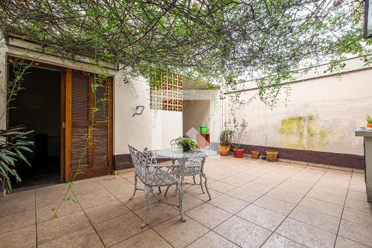 Quintal de casa para alugar com 3 quartos, 170m² em Jardim Paulistano, São Paulo