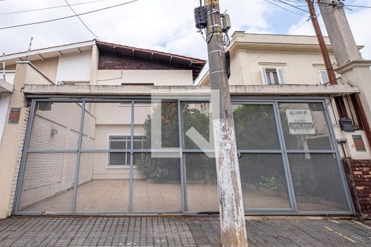 Fachada de casa à venda com 3 quartos, 170m² em Jardim Paulistano, São Paulo