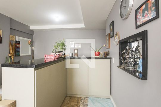 cozinha de apartamento para alugar com 2 quartos, 82m² em São Geraldo, Porto Alegre