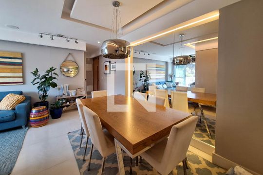 Sala de apartamento à venda com 3 quartos, 105m² em Cantagalo, Niterói