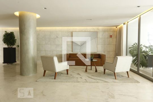 Hall de Entrada de apartamento para alugar com 3 quartos, 172m² em Bela Vista, São Paulo