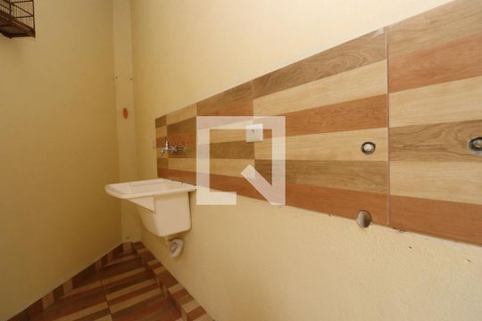 Área de Serviço de casa para alugar com 1 quarto, 60m² em Jardim São Paulo, Guarulhos