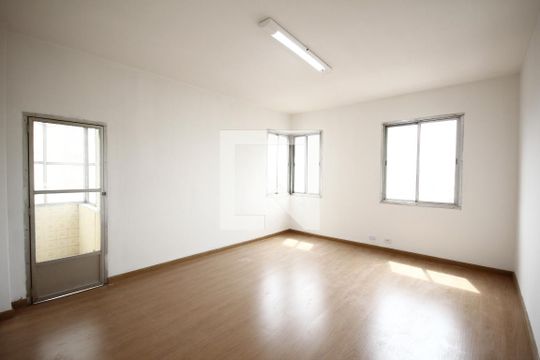 Apartamento à venda com 3 quartos, 140m² em Vila Monumento, São Paulo