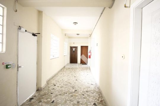 Hall de Entrada de apartamento à venda com 3 quartos, 140m² em Vila Monumento, São Paulo