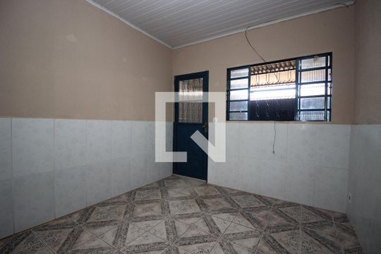 Sala de casa para alugar com 2 quartos, 80m² em Ceilândia Sul (ceilândia), Brasília