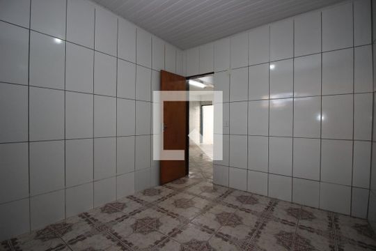 Quarto 1 de casa para alugar com 2 quartos, 80m² em Ceilândia Sul (ceilândia), Brasília