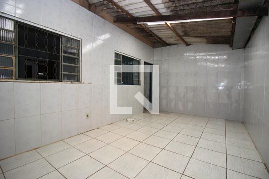 Área de Serviço de casa para alugar com 2 quartos, 80m² em Ceilândia Sul (ceilândia), Brasília