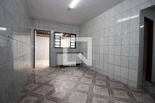 Cozinha de casa para alugar com 2 quartos, 80m² em Ceilândia Sul (ceilândia), Brasília
