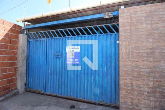 Fachada de casa para alugar com 2 quartos, 80m² em Ceilândia Sul (ceilândia), Brasília