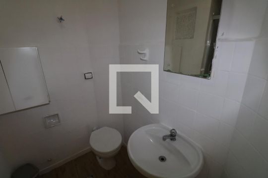 Banheiro de apartamento à venda com 1 quarto, 56m² em Pompeia, São Paulo