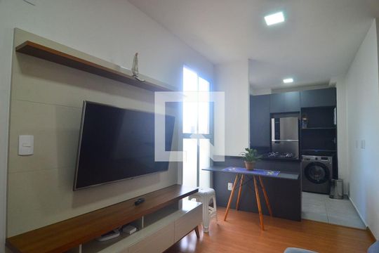 Sala de apartamento à venda com 2 quartos, 45m² em Igara, Canoas