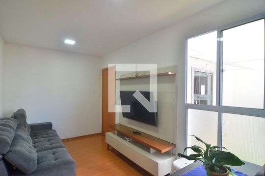 Sala de apartamento à venda com 2 quartos, 45m² em Igara, Canoas
