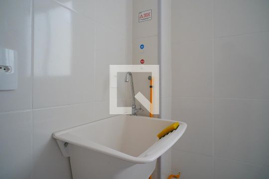 Cozinha de apartamento à venda com 2 quartos, 42m² em Protásio Alves, Porto Alegre
