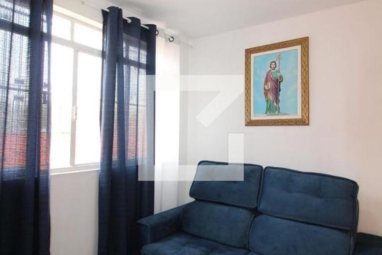 Sala de casa à venda com 2 quartos, 168m² em Jardim Iva, São Paulo