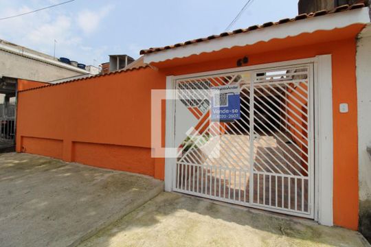 Fachada de casa à venda com 2 quartos, 168m² em Jardim Iva, São Paulo
