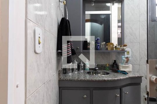 Banheiro Suíte de casa para alugar com 3 quartos, 280m² em Vila Medeiros, São Paulo