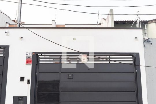 Fachada de casa à venda com 3 quartos, 150m² em Vila Mariana, São Paulo