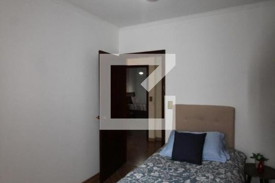 Quarto de casa para alugar com 3 quartos, 210m² em Chácara Belenzinho, São Paulo