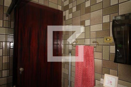 Banheiro 2 de casa para alugar com 3 quartos, 210m² em Chácara Belenzinho, São Paulo