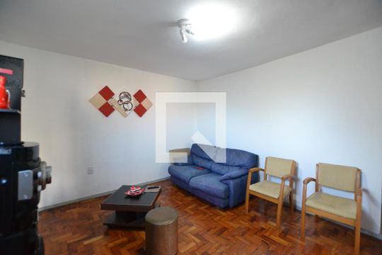 Sala de casa à venda com 2 quartos, 130m² em Cavalhada, Porto Alegre