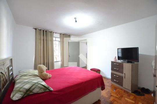Quarto 2 de casa à venda com 2 quartos, 130m² em Cavalhada, Porto Alegre
