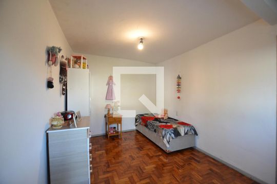 Quarto 1 de casa à venda com 2 quartos, 130m² em Cavalhada, Porto Alegre