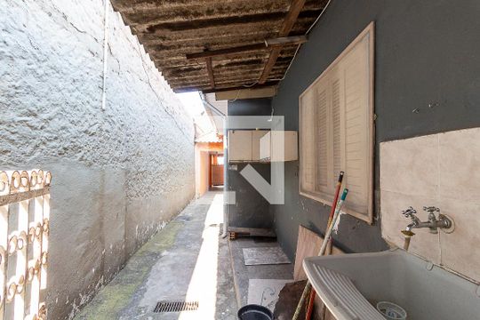 Lavanderia de casa à venda com 2 quartos, 100m² em Vila Salete, São Paulo