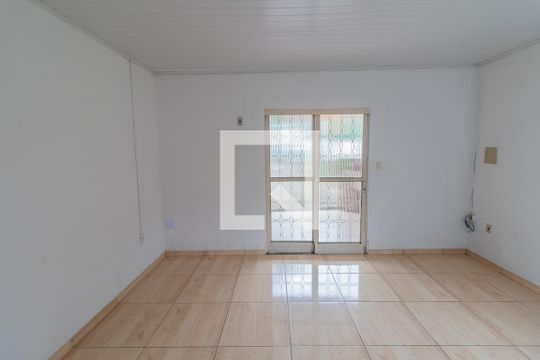 Entrada de casa à venda com 2 quartos, 180m² em Feitoria, São Leopoldo