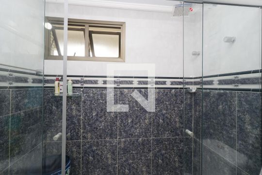 Banheiro da Suíte 2 de apartamento para alugar com 3 quartos, 205m² em Santana, São Paulo