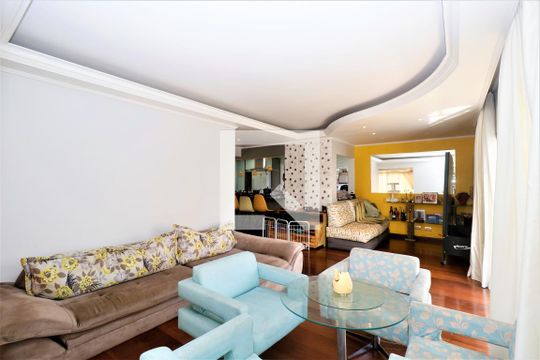 Apartamento para alugar com 3 quartos, 205m² em Santana, São Paulo