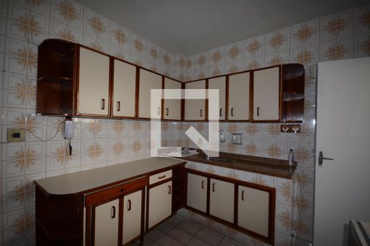 Cozinha de apartamento para alugar com 3 quartos, 90m² em Ramos, Rio de Janeiro
