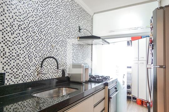 Cozinha de apartamento à venda com 2 quartos, 61m² em Vila Carrão, São Paulo