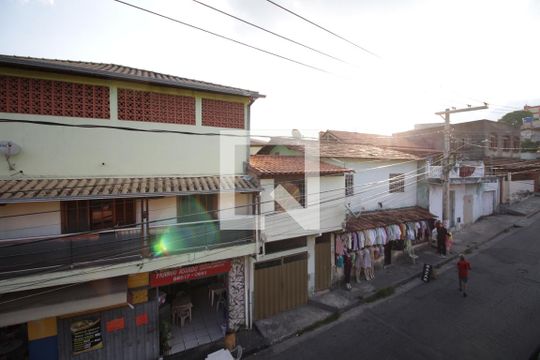Vista de casa à venda com 4 quartos, 90m² em Lagoa, Belo Horizonte