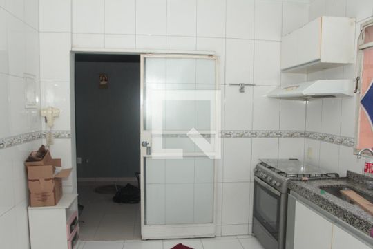 Cozinha  de casa à venda com 4 quartos, 90m² em Lagoa, Belo Horizonte