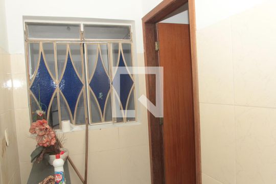 Área de serviço  de casa à venda com 4 quartos, 90m² em Lagoa, Belo Horizonte
