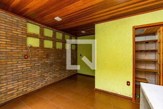Cozinha de casa à venda com 4 quartos, 164m² em Olaria, Canoas